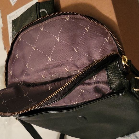 VINCE CAMUTO HANDBAG - Picture 2 of 3